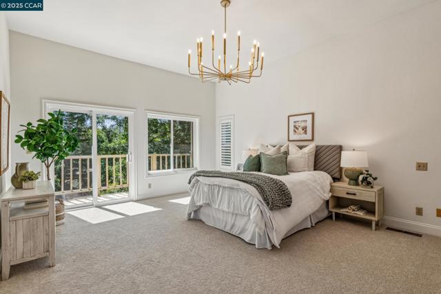 22 Ranger Ct, Alamo CA: https://media.crmls.org/mediaz/45d27556-48fa-4725-9633-b407d4eab0ac.jpg