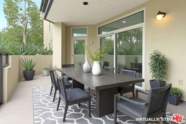 13044 Pacific, Playa Vista CA: https://media.crmls.org/mediaz/45d2a5ad-4c46-47c7-b90d-b88b34ad6c51.jpg