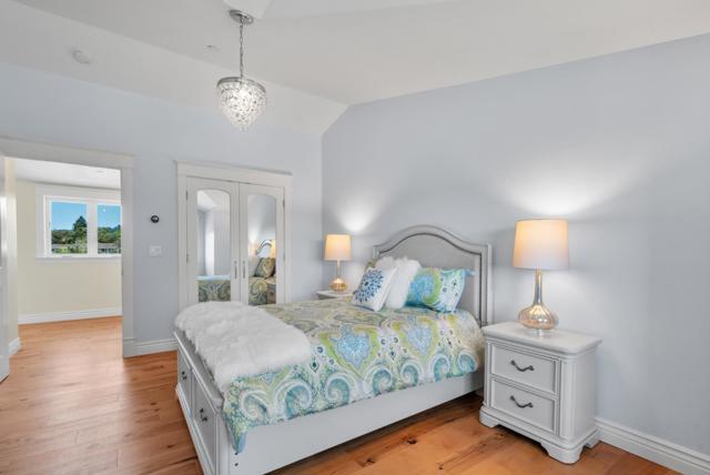 40 S Circle Drive, Santa Cruz CA: https://media.crmls.org/mediaz/45d3dd84-0202-436b-a60a-98c17da53731.jpg