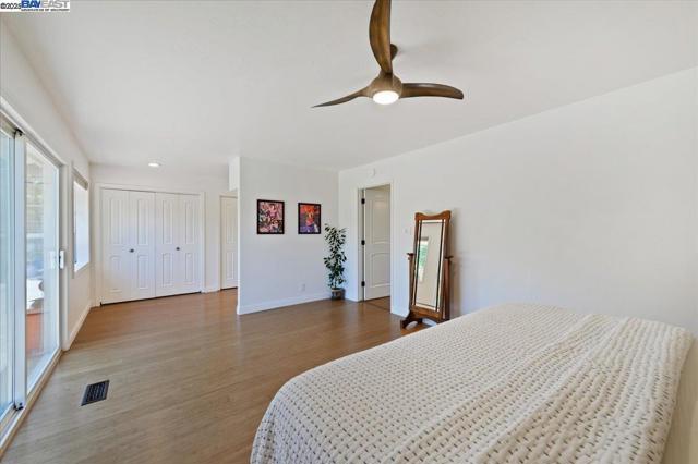 5720 San Juan Way, Pleasanton CA: https://media.crmls.org/mediaz/45d3e207-2dfb-46c8-8d5a-cc9c4811bac9.jpg