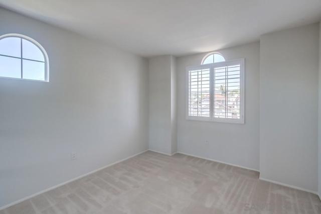 14811 Summerbreeze Way, San Diego CA: https://media.crmls.org/mediaz/45d402db-4192-4e03-95a8-a0afc122bec9.jpg