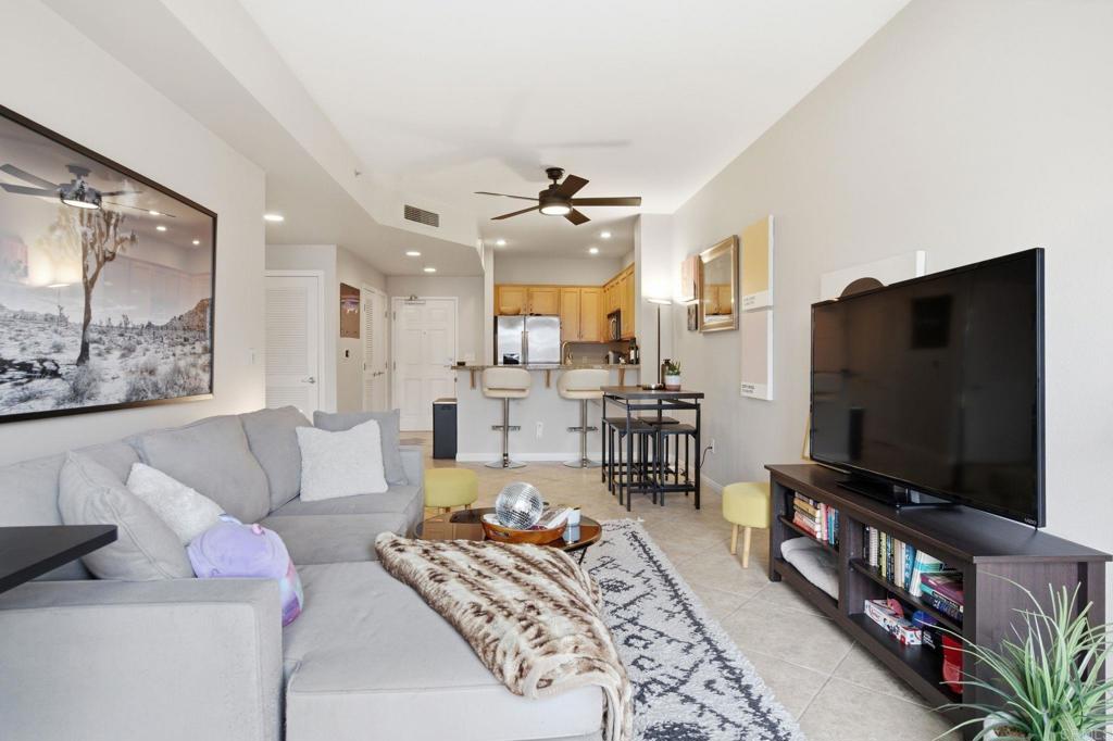 450 J St - photo 10