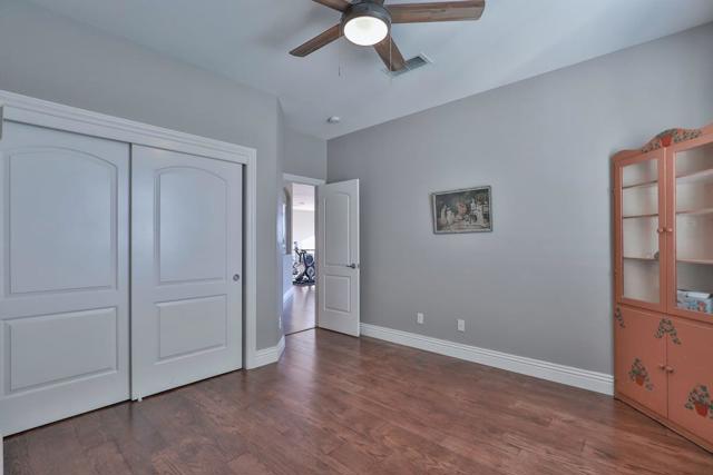 Image 52 of 87 For 5100 Thalia Drive