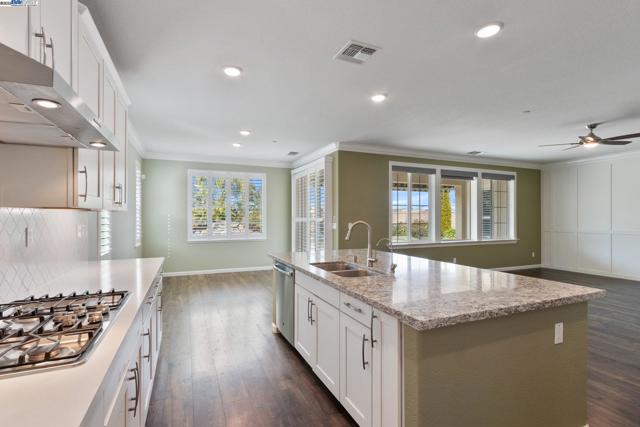 Image 14 of 48 For 10016 Wagoner Way