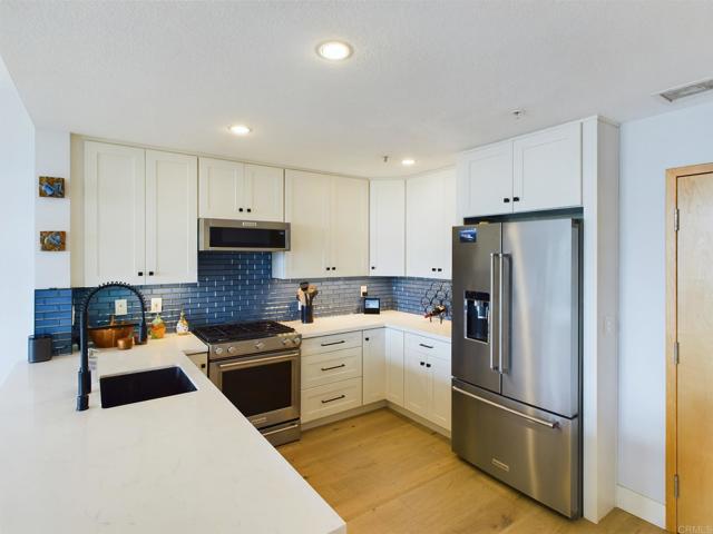 Image 2 of 33 For 850 Beech Street 507