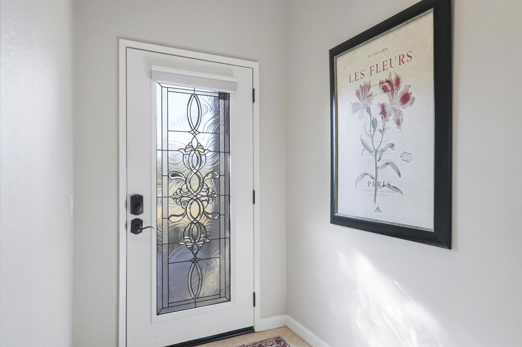 MLS #219137827DA image #3