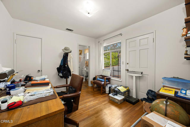 Detail Gallery Image 18 of 47 For 710 S Grand Ave, Pasadena,  CA 91105 - 4 Beds | 3 Baths