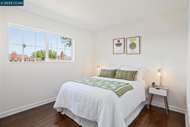 2283 Greenwich Rd, San Pablo CA: https://media.crmls.org/mediaz/45da6ea8-1c7b-4818-9778-ed3a1c09d68a.jpg