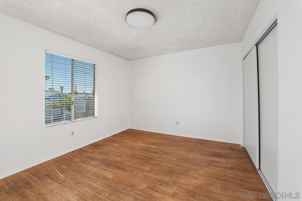 4240 Menlo Ave - photo 15