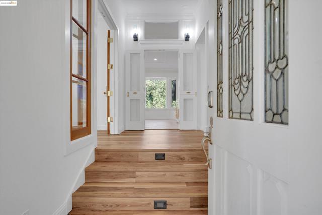 17 Pomo Ct, Napa CA: https://media.crmls.org/mediaz/45dc23d8-0573-42f5-b45d-28d8888dafde.jpg