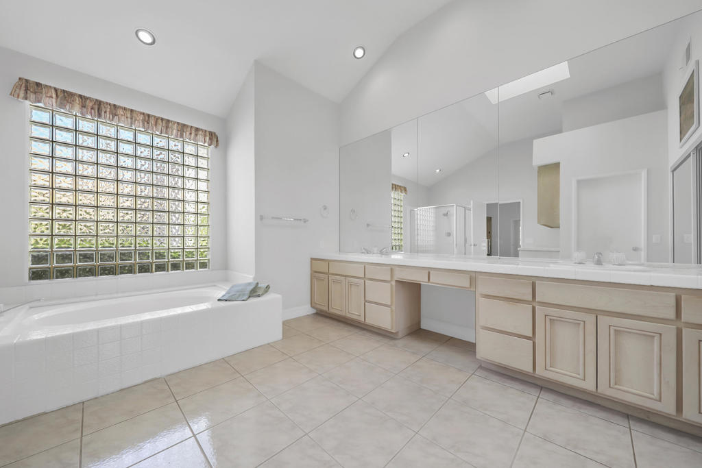 MLS #219138586DA image #22