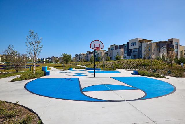 13932 Boyden Way, Mira Mesa CA: https://media.crmls.org/mediaz/45dcc886-3ea3-443c-a45d-867644473191.jpg