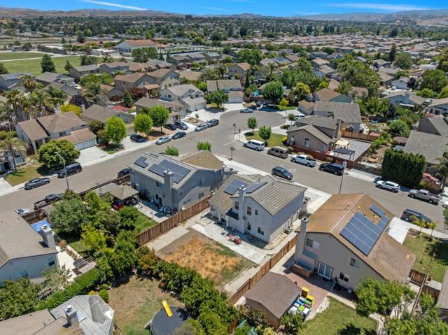730 Marseille Drive, Hollister CA: https://media.crmls.org/mediaz/45deb282-2422-45fd-9836-199991e3fd44.jpg