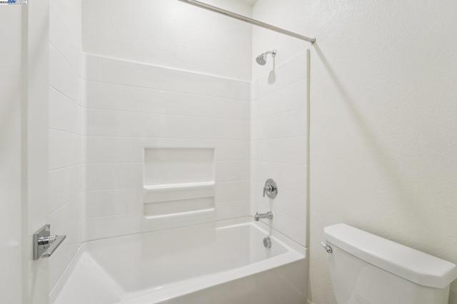 37898 Seafarer Road, Newark CA: https://media.crmls.org/mediaz/45df8a82-b29a-42ec-a7b2-89c399f37431.jpg