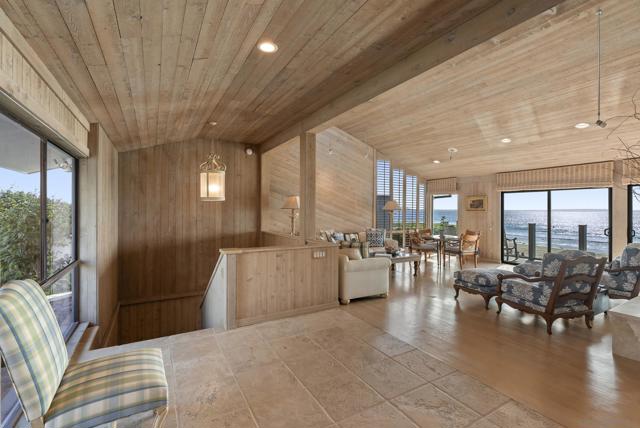 8510 El Paseo Grande, La Jolla CA: https://media.crmls.org/mediaz/45df97fc-f71c-467e-8fab-820ada677992.jpg