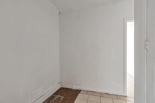 1087 Starlite Drive, Milpitas CA: https://media.crmls.org/mediaz/45e10afb-87af-40e6-8e44-f6504dfad2cc.jpg