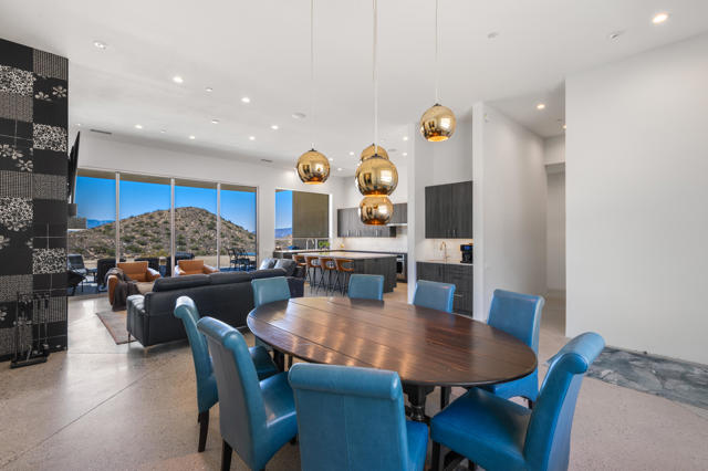 7852 Pinon Drive, Yucca Valley CA: https://media.crmls.org/mediaz/45e2123e-61a2-49af-86fd-7c872ed6259c.jpg