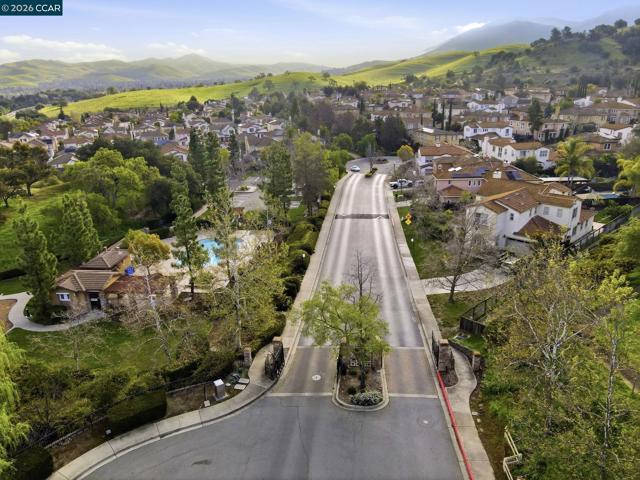 Image 38 of 43 For 5244 Montecito Dr