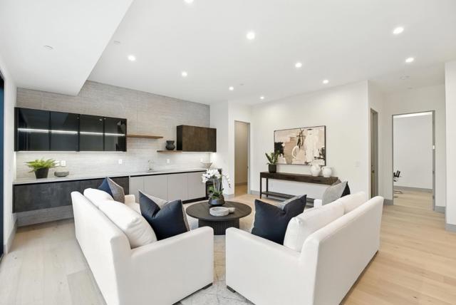 1127 Hillslope Place, Los Altos CA: https://media.crmls.org/mediaz/45e3460b-d79e-4af4-88e9-07810aaaaac1.jpg