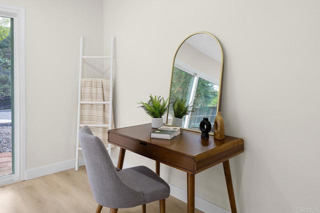 Detail Gallery Image 17 of 33 For 1602 Towell Ln, Escondido,  CA 92029 - 5 Beds | 3 Baths