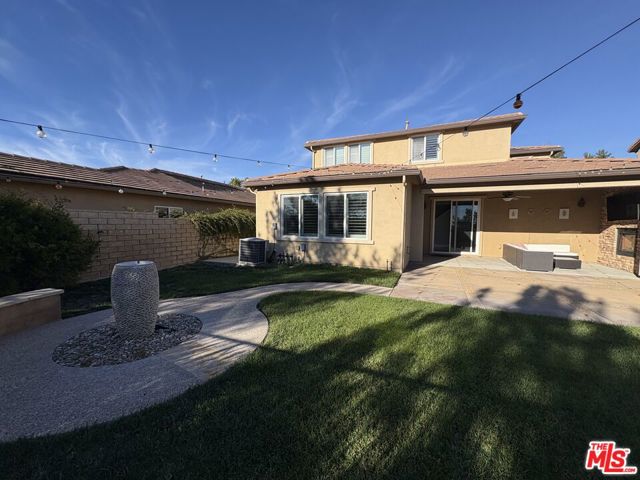 19320 Carranza Lane, Santa Clarita CA: https://media.crmls.org/mediaz/45e3dc56-2c05-4514-9fa1-ee3df6b08baa.jpg