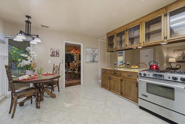 20510 Brookwood Lane, Saratoga CA: https://media.crmls.org/mediaz/45e4c9d4-ac0f-4352-a170-6da4f76a12b6.jpg
