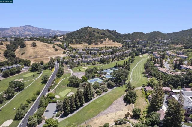 1285 Avenida Sevilla, Walnut Creek CA: https://media.crmls.org/mediaz/45e4d69c-6b64-4908-abba-aeffd96a44c2.jpg