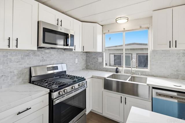 Detail Gallery Image 16 of 42 For 402 63rd St #115,  San Diego,  CA 92114 - 2 Beds | 2 Baths