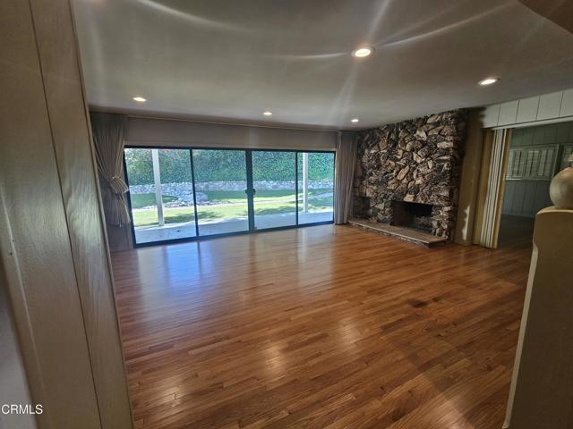 Detail Gallery Image 19 of 27 For 1404 Shady Glen Rd, Glendale,  CA 91208 - 4 Beds | 3 Baths