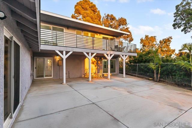 Image 18 of 72 For 4221 Mount Casas Ct