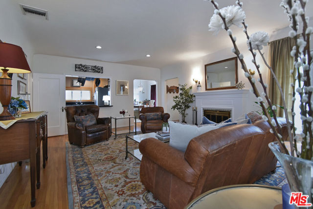 1044 Coolidge Drive, San Gabriel CA: https://media.crmls.org/mediaz/45e7e648-633e-493c-95df-4f8e6b4e6081.jpg