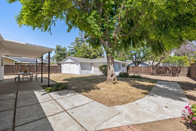 1380 Navarro Drive, Sunnyvale CA: https://media.crmls.org/mediaz/45e859d6-4f44-4b98-bde6-775c3345b25a.jpg