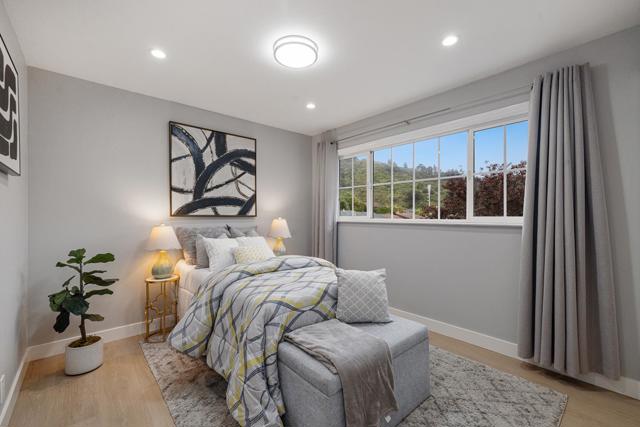 1001 Everglades Drive, Pacifica CA: https://media.crmls.org/mediaz/45e878ef-51c4-4b45-b48b-a3fb66a5b275.jpg