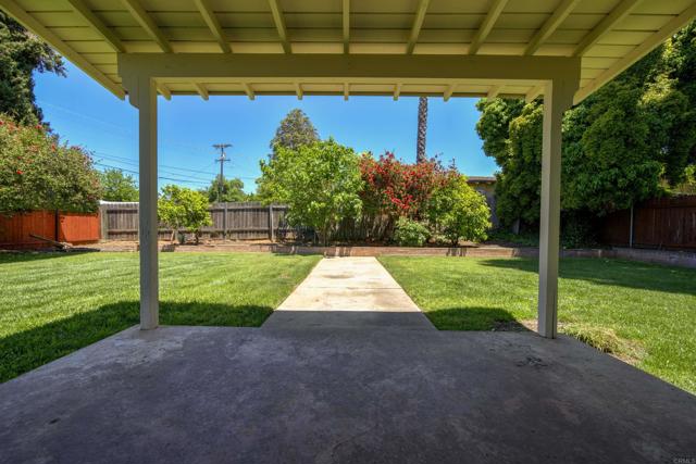 Detail Gallery Image 10 of 28 For 1130 S Tulip St, Escondido,  CA 92025 - 2 Beds | 1 Baths