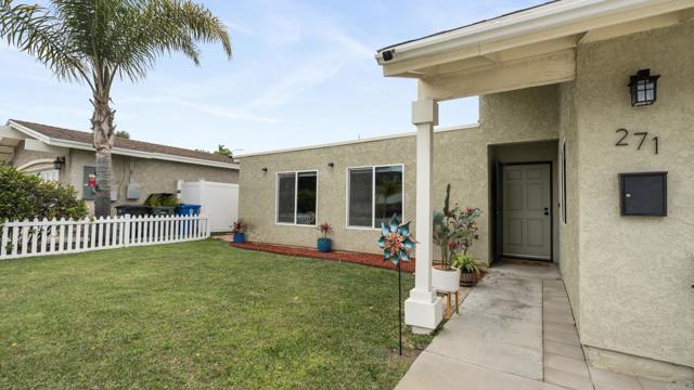 271 E Rienstra Street, Chula Vista CA: https://media.crmls.org/mediaz/45e9c8f7-08b2-4e62-8b33-090bbf5643bb.jpg