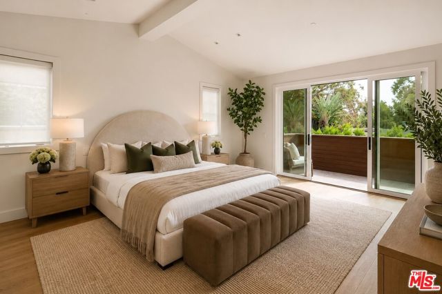 4 Bed Home for Sale in Los Angeles, California