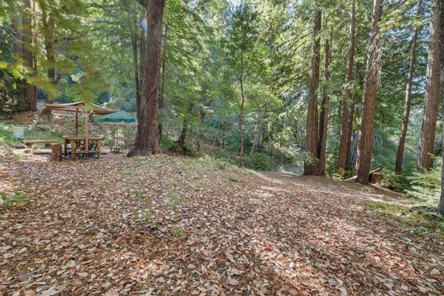 19900 Kings Creek Road, Boulder Creek CA: https://media.crmls.org/mediaz/45eb49cb-e16c-426d-9945-bf9ec283ebef.jpg