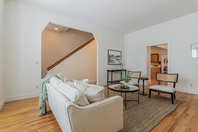 232 Union Street, Santa Cruz CA: https://media.crmls.org/mediaz/45eb7224-30e3-4664-8413-c69386d0538e.jpg