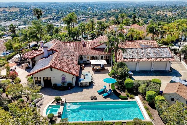 Detail Gallery Image 4 of 52 For 3040 Palm Hill Dr, Vista,  CA 92084 - 3 Beds | 2/1 Baths