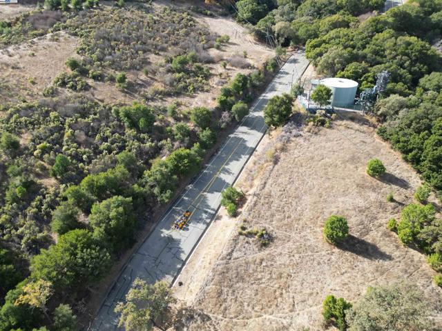 3984 Foothill Rd, Pleasanton CA: https://media.crmls.org/mediaz/45ed2925-b062-4fdf-a451-9032a6989b9f.jpg