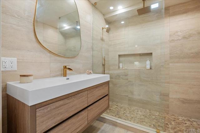 Detail Gallery Image 13 of 20 For 2328 Myrtle Ave, San Diego,  CA 92104 - 2 Beds | 1 Baths