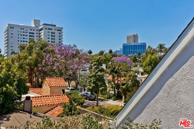 8990 Norma Place, West Hollywood, California 90069, 4 Bedrooms Bedrooms, ,3 BathroomsBathrooms,Single Family Residence,For Sale,Norma,24412665