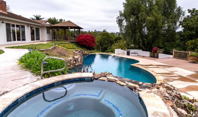 Detail Gallery Image 38 of 53 For 436 Montana Luna Ct, Escondido,  CA 92025 - 4 Beds | 2/1 Baths