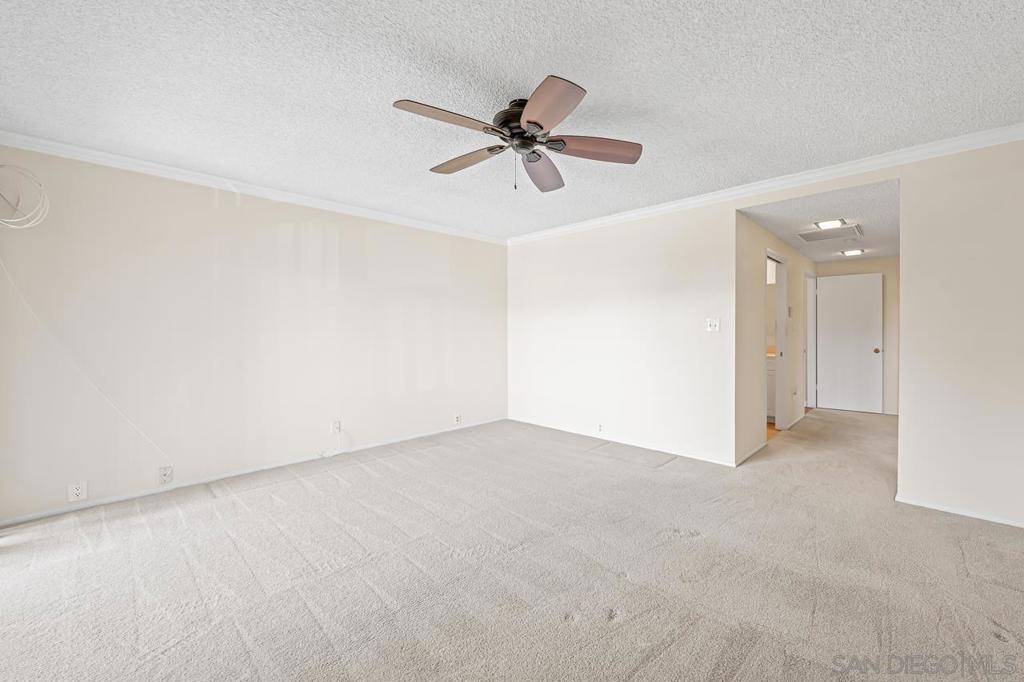 1044 La Ventana - photo 14