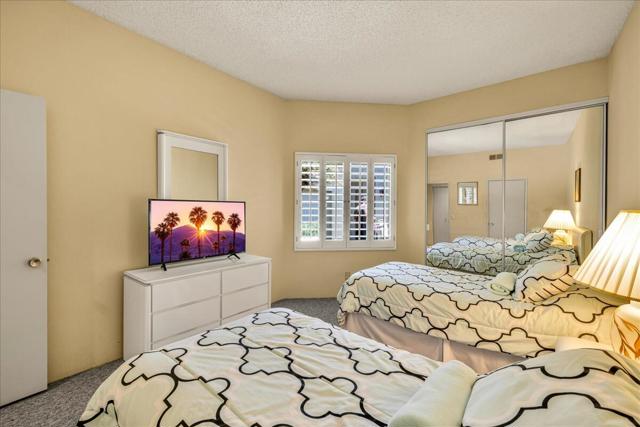 Image 19 of 60 For 54409 Oakhill