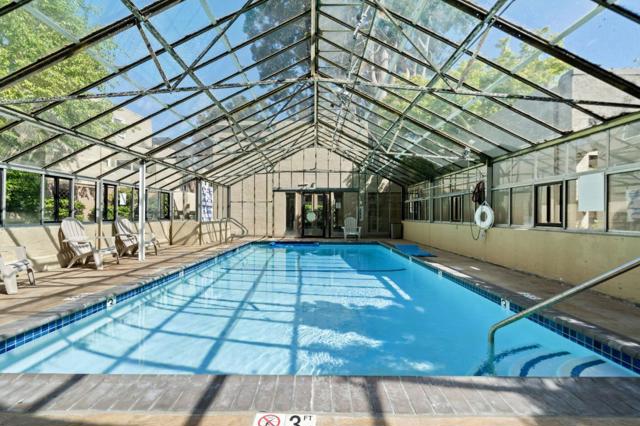 1919 Alameda De Las Pulgas, San Mateo CA: https://media.crmls.org/mediaz/45f3d3d9-b6aa-4857-be30-6943ea63982a.jpg