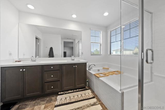 29566 Nini Ct, Winchester CA: https://media.crmls.org/mediaz/45f4a495-f0ca-4a6a-b743-35d7a7f456bc.jpg