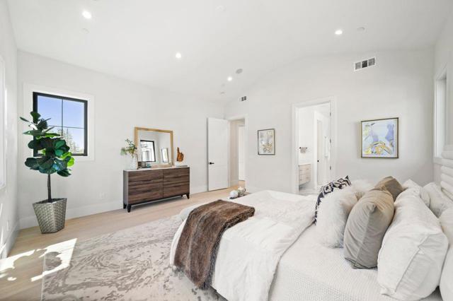 615 Chapman Drive, Campbell CA: https://media.crmls.org/mediaz/45f4bfaf-e41a-4419-bfc9-d1c97b8fe9c2.jpg