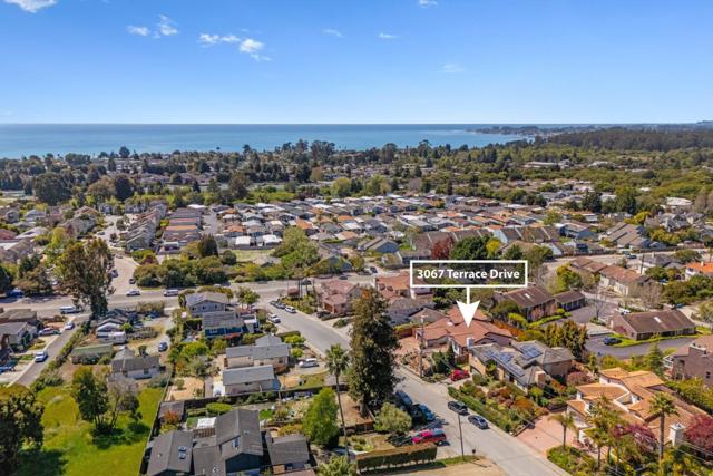 3067 Terrace Drive, Aptos CA: https://media.crmls.org/mediaz/45f4e036-8108-4ffb-9e31-0ac2cd61694d.jpg