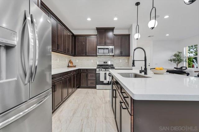 13214 Spring Mountain Rd, Lakeside CA: https://media.crmls.org/mediaz/45f50d37-c675-4b83-8c93-b1c46c19e693.jpg